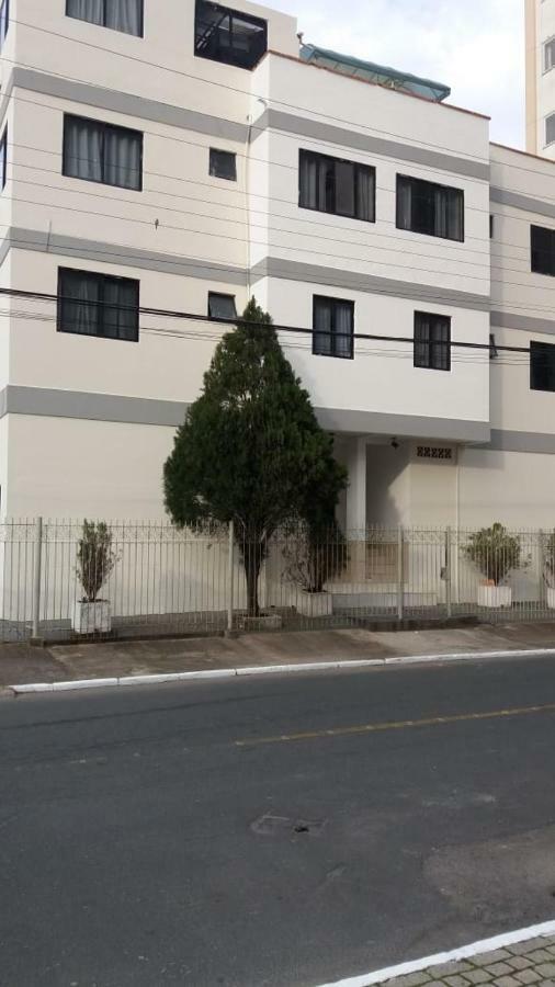 Edificio Ana Vitoria * Balneario Camboriu